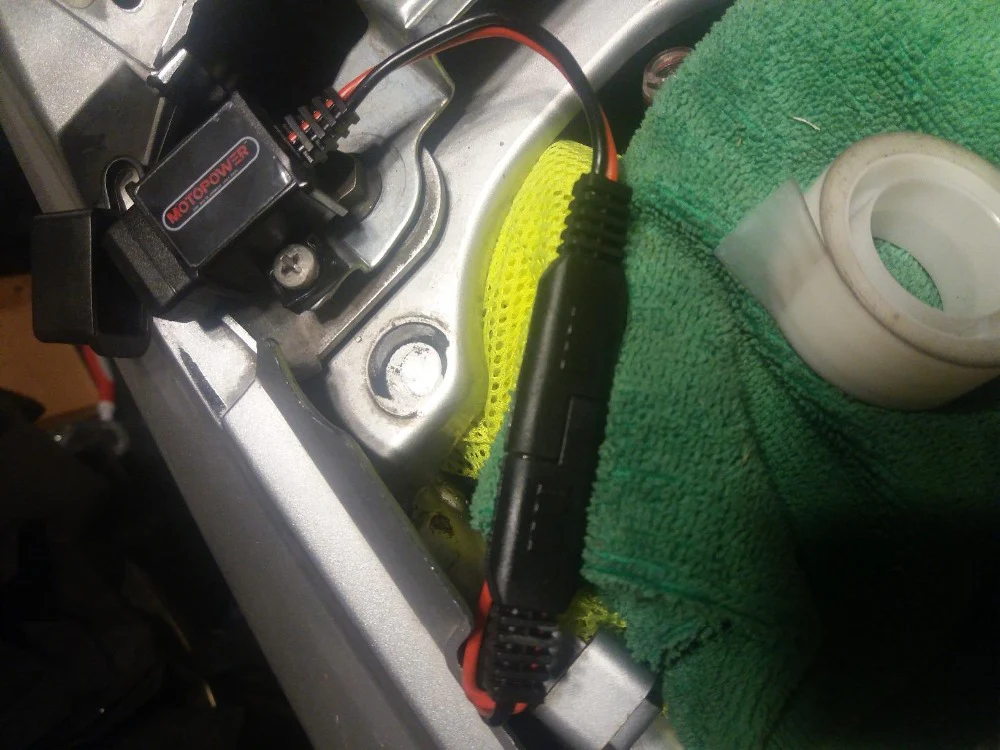 MP0609 3.1amp USB Charger Waterproof - Image 13